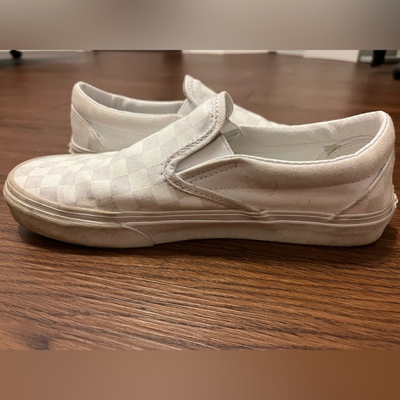 Classic Checkerboard Slip-On Shoe - Women’s - Size 8.5 - Picture 3 of 8